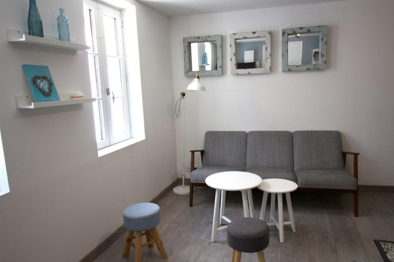 Cosy Apartment In The Center Of Ла-Флот Экстерьер фото