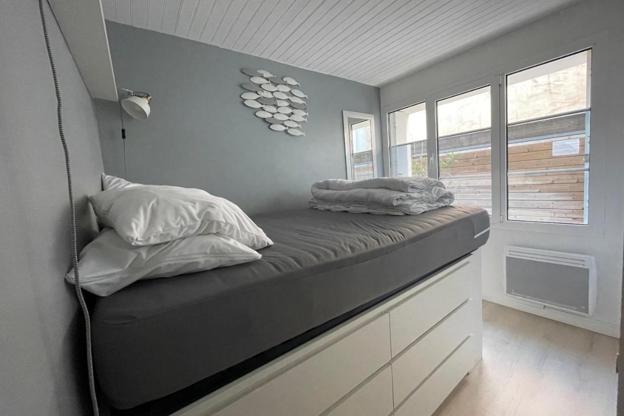 Cosy Apartment In The Center Of Ла-Флот Экстерьер фото